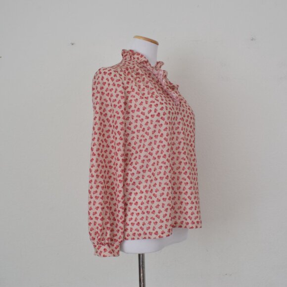 Vintage 70s Ditsy Floral Polyester Pullover Union Made Blouse by Alamode of Cali - Picture 4 of 11